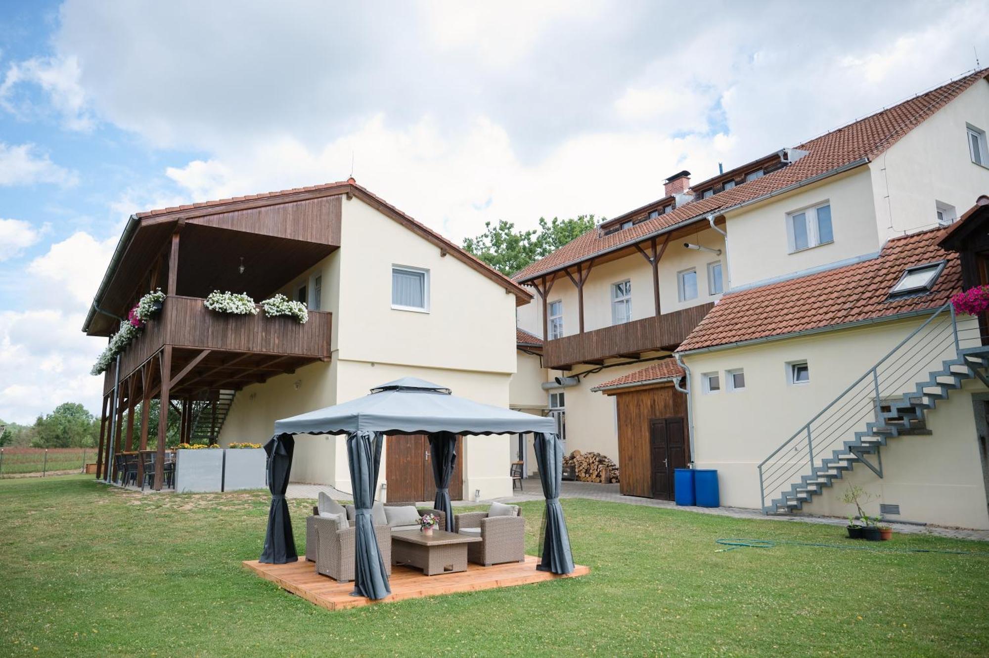 Penzion U Nováků Kozli u Orlika Exterior foto