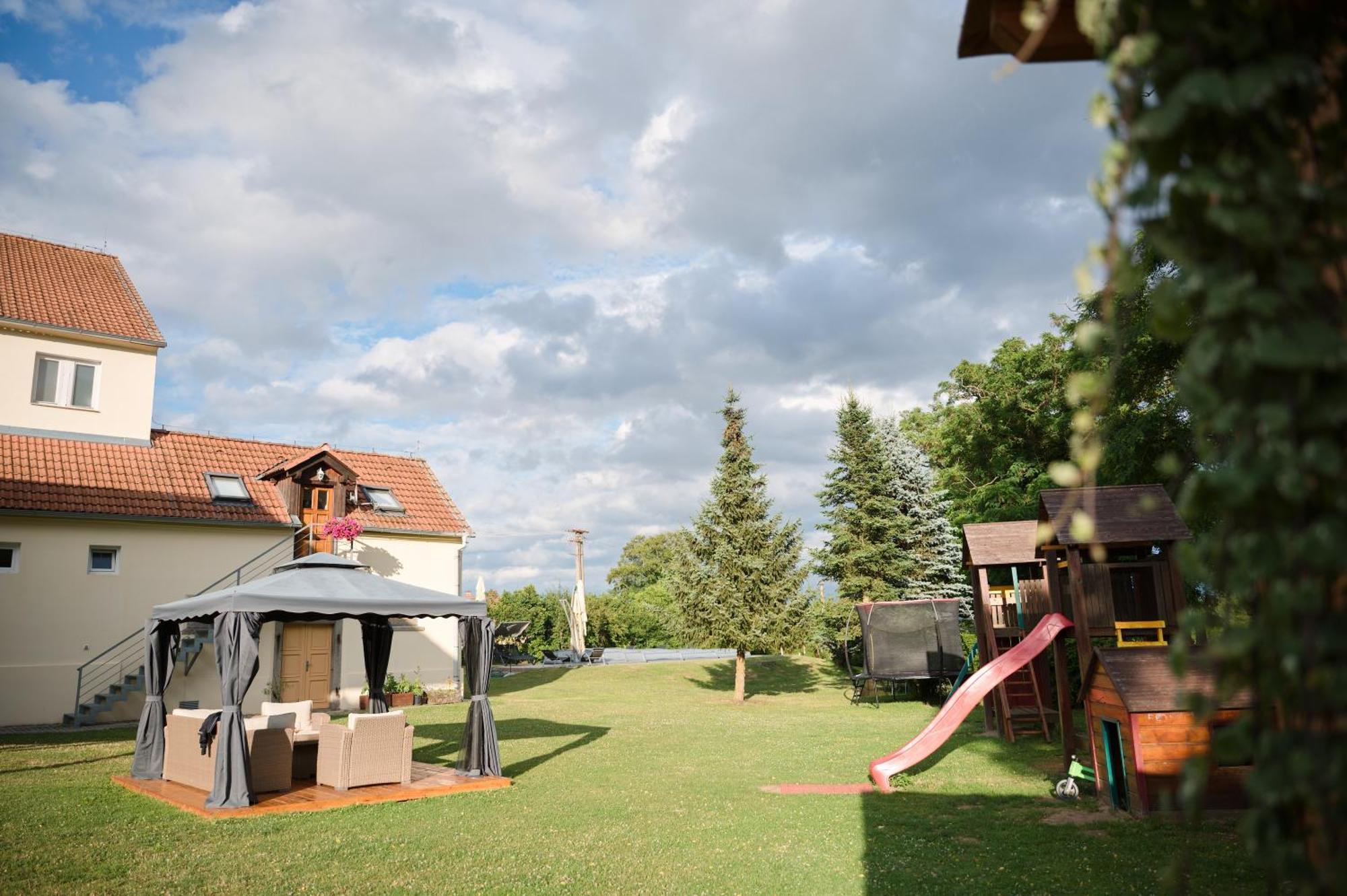 Penzion U Nováků Kozli u Orlika Exterior foto
